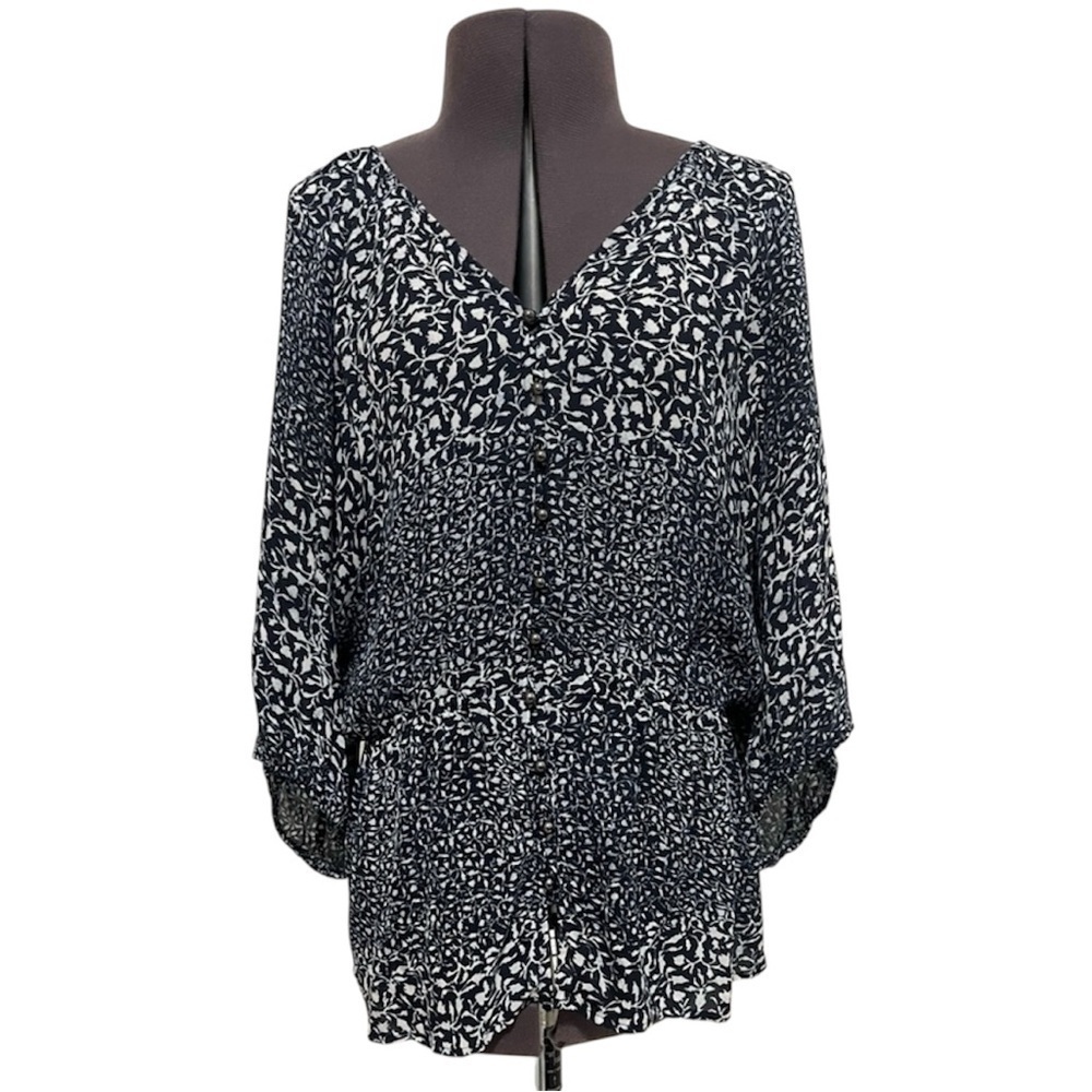 Banana Republic 100% Silk Floral V-Neck Peplum Button Front Top Size S